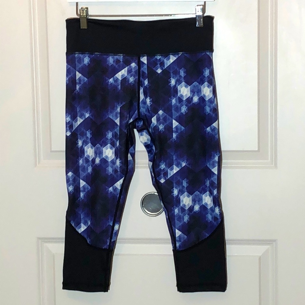 SoulCycle Geometric Diamond Print Capri Small Cycling Activewear Workout